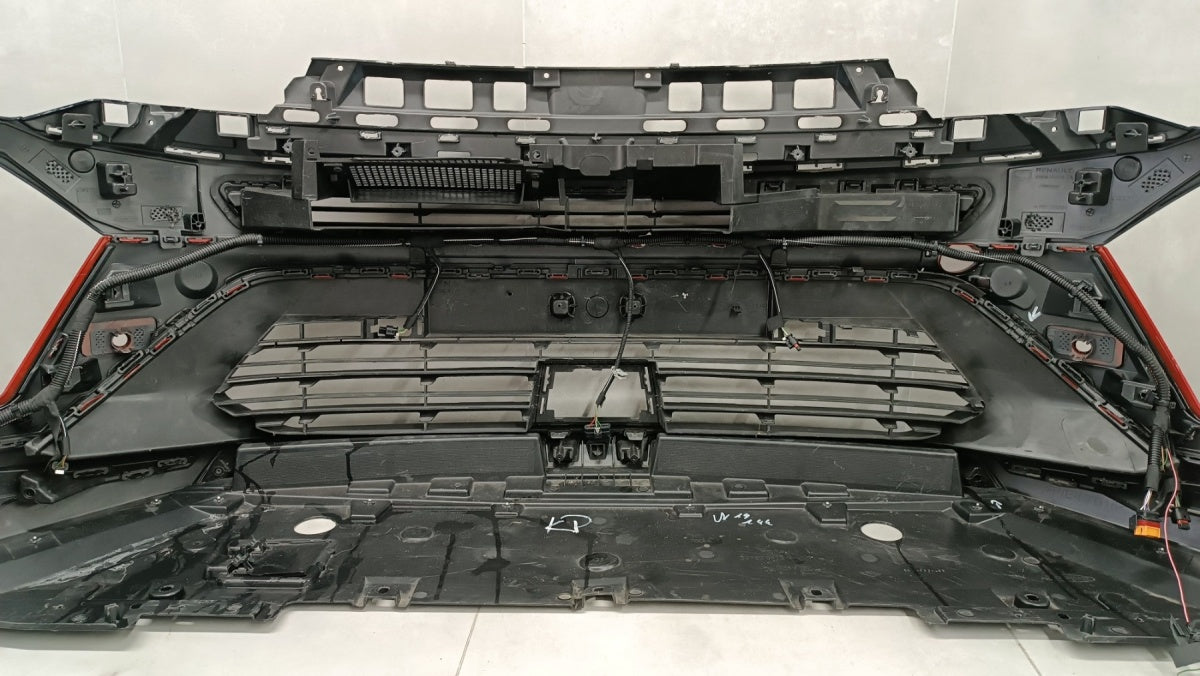 Prednji branik RENAULT CAPTUR II LIFT E-TECH SYMBIOZ 24- / + wiązka