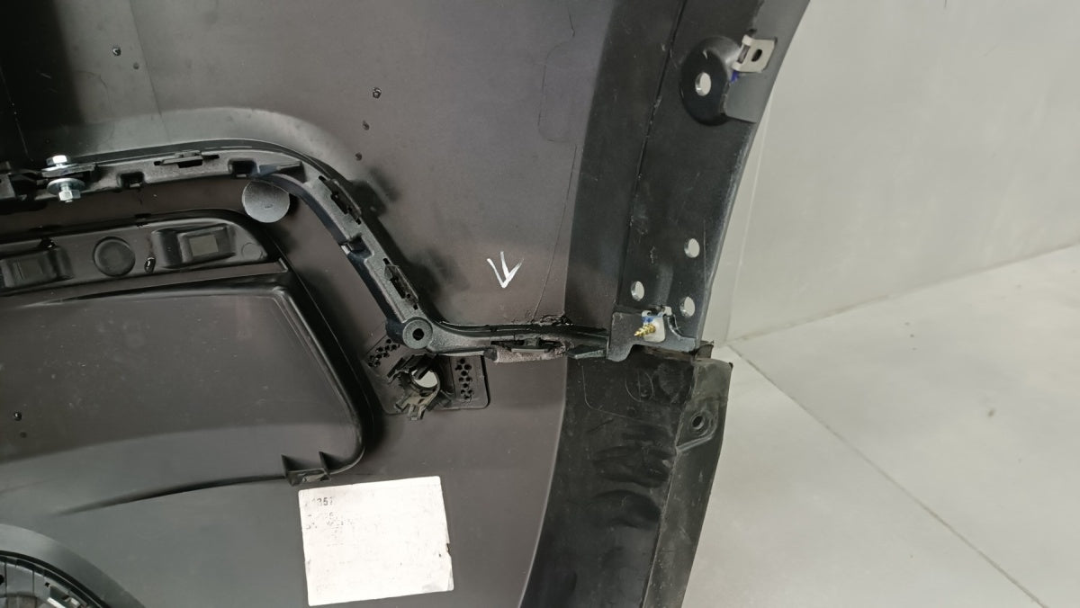 Zadnji branik Jeep Avenger 22-