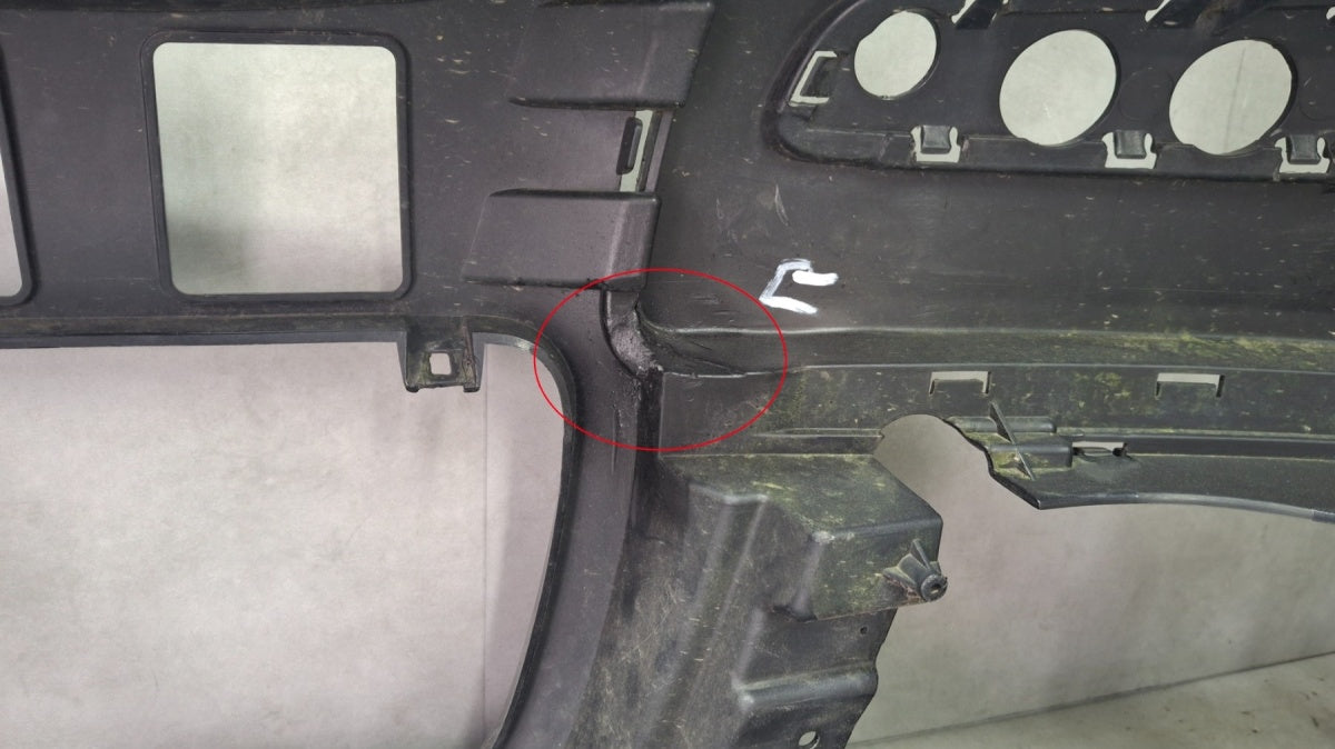 Prednji branik Volkswagen VW GOLF V 5 R32 03-08