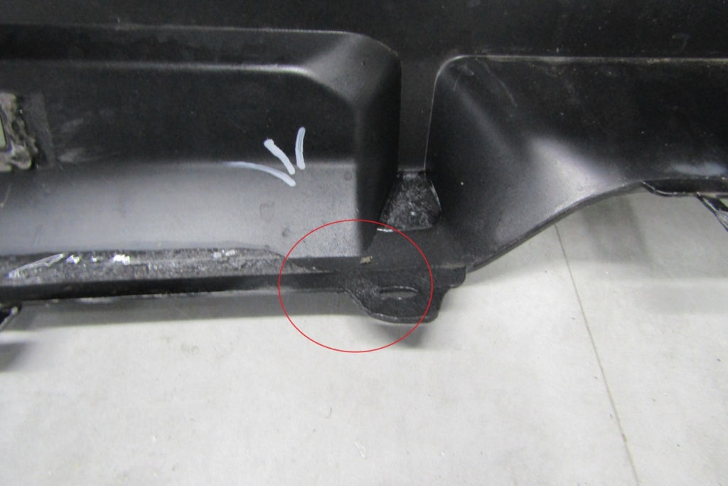 Zadnji branik BMW G60 SEDAN M paket 23-