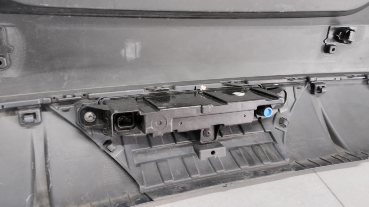 Zadnji branik BMW Z4 G29 M-paket + Lampka 18-22