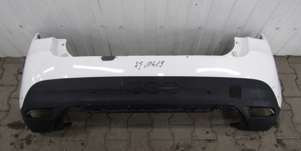 Zadnji branik FIAT 600 2023-