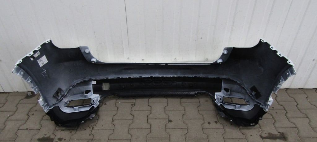 Zadnji branik FIAT 600 2023-
