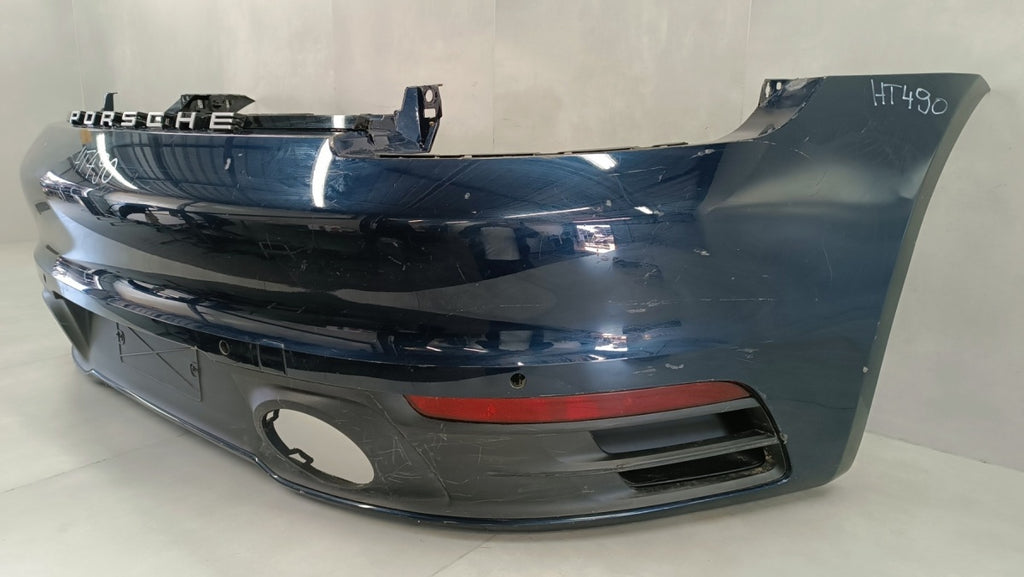 Zadnji branik Porsche 911 CARRERA S 992 18- /+ ślizgi + wloty powietrza