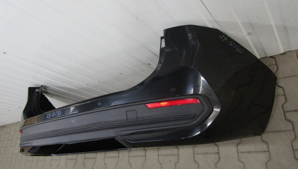Zadnji branik VW PASSAT B9 3J0 KOMBI VARIANT 24-