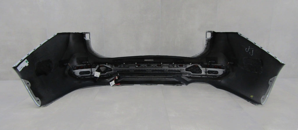 Zadnji branik VW VOLKSWAGEN PASSAT B9 R LINE 3J0 KOMBI VARIANT 24-