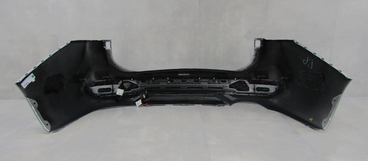 Zadnji branik VW VOLKSWAGEN PASSAT B9 R LINE 3J0 KOMBI VARIANT 24-