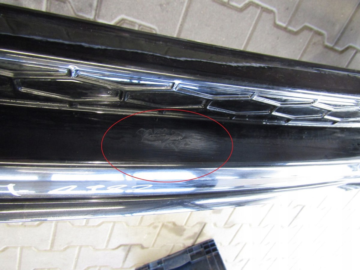 Zadnji branik LAND ROVER DISCOVERY SPORT DYNAMIC 16-