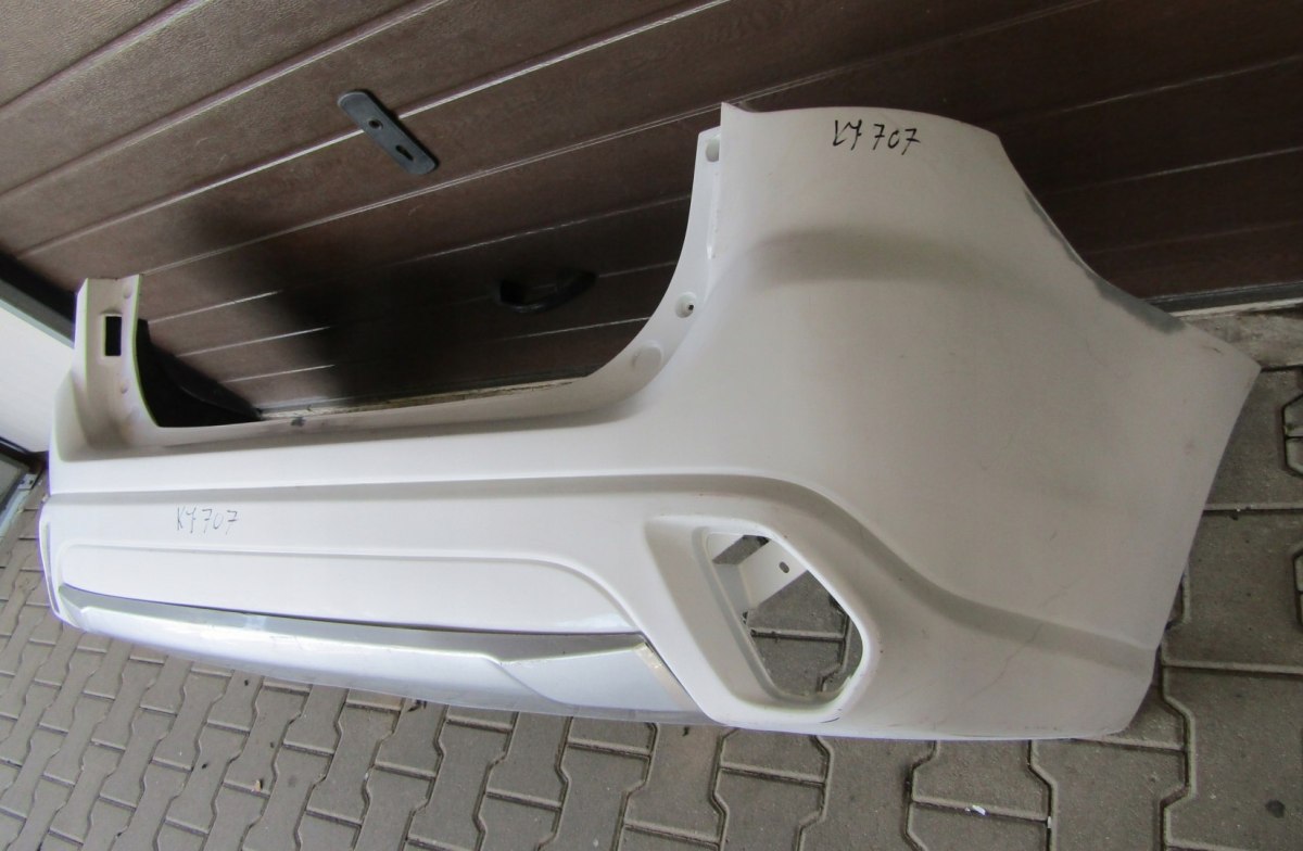 Zadnji branik Mitsubishi Outlander 3 Lift Hybryda