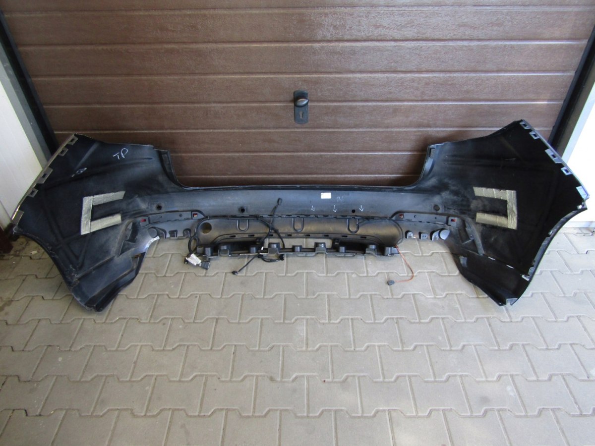Zadnji branik Maserati Levante 16-