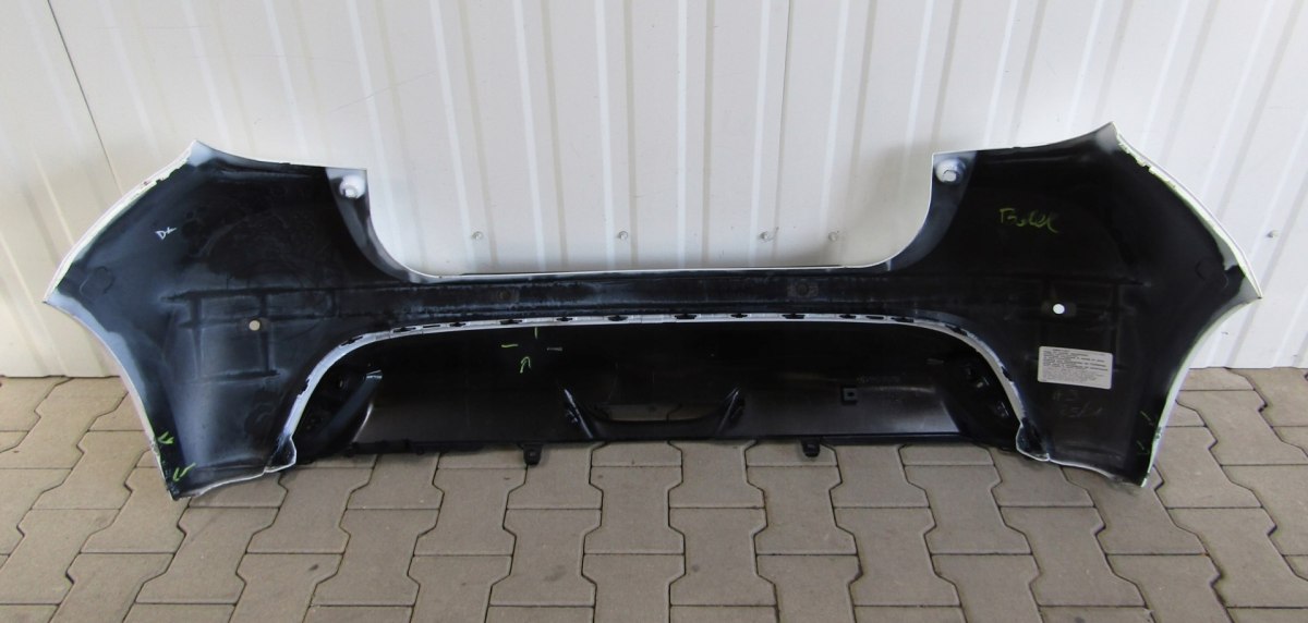 Zadnji branik TOYOTA YARIS IV 4 19-