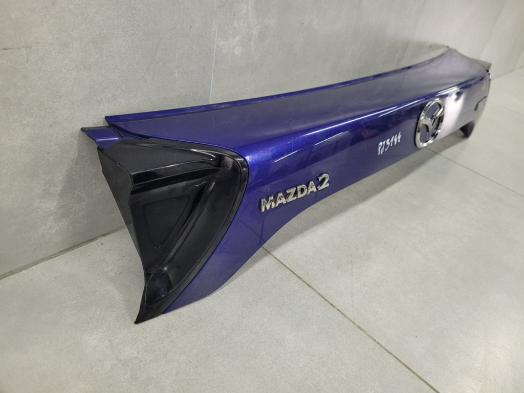 Blenda klapy bagażnika zadnji zadnji Mazda 2 III Hybrid 23-