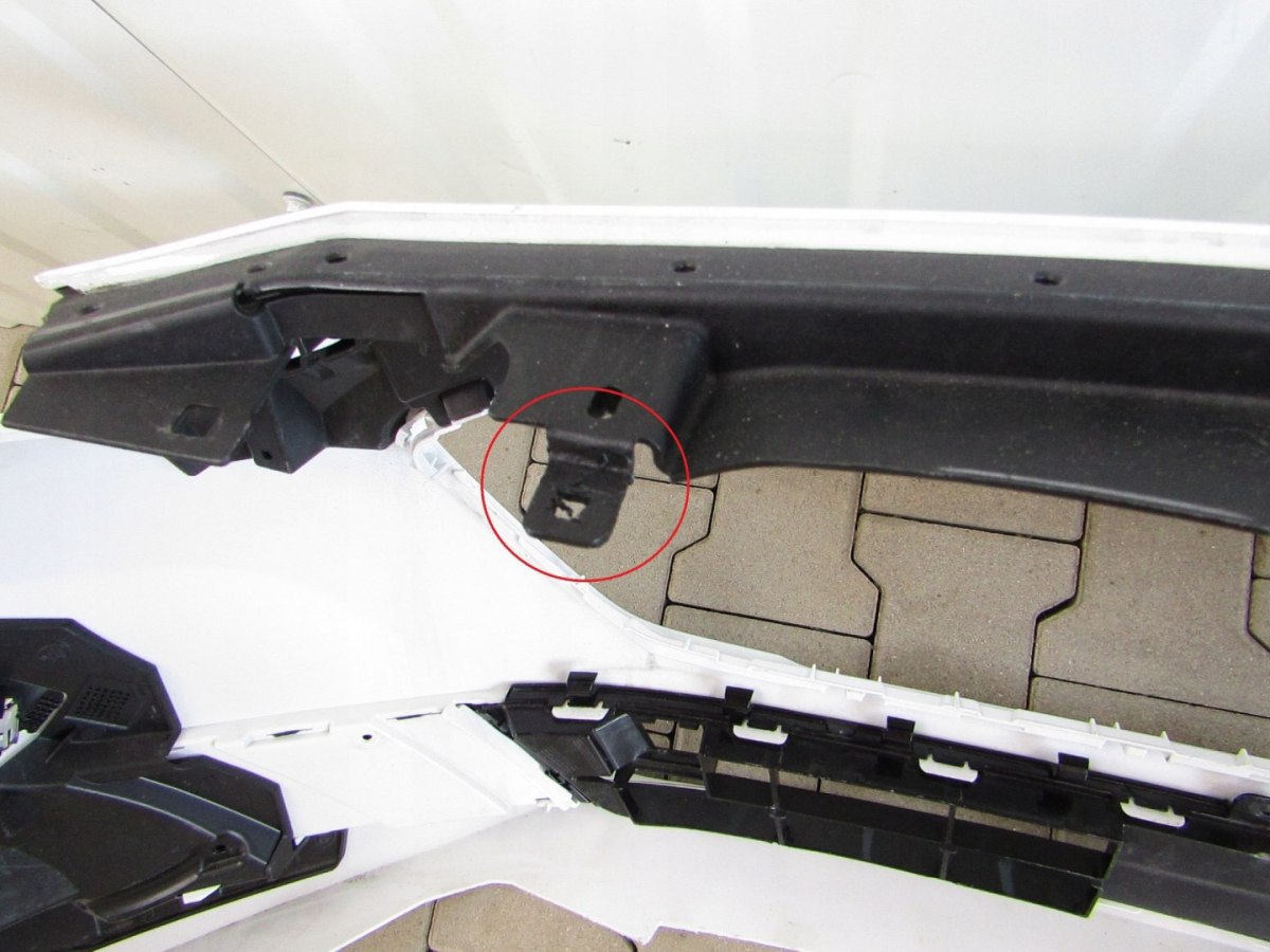 Prednji branik Ford Focus MK4 IV Viganle 18-