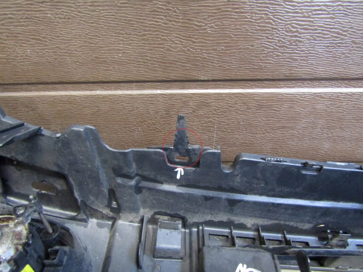 Prednji branik Land Rover Discovery 3 III 04-09