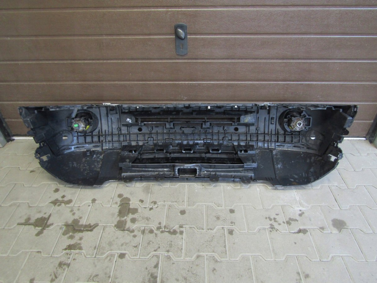 Prednji branik Land Rover Discovery 3 III 04-09