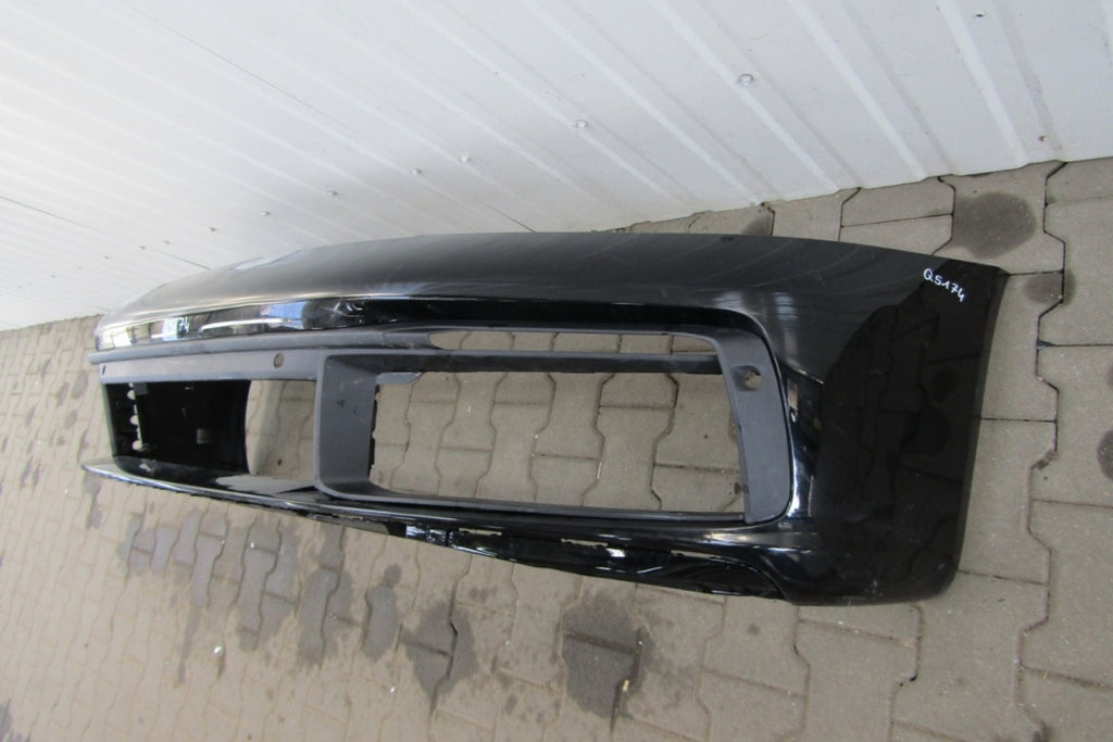 Prednji branik Porsche Carrera 911 992 19-