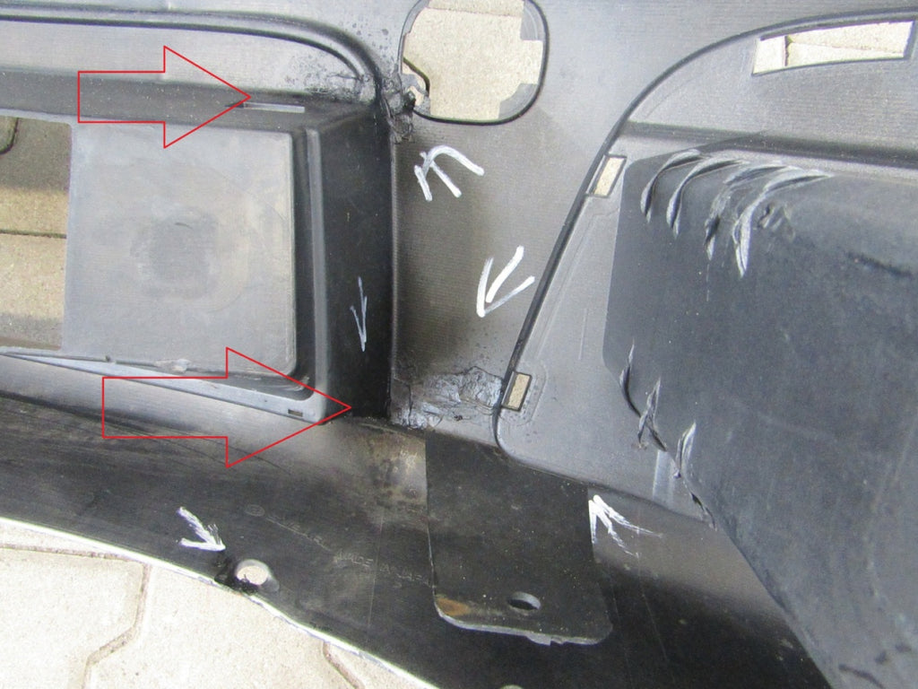 Prednji branik Subaru Impreza Kombi Lift 06- WRX