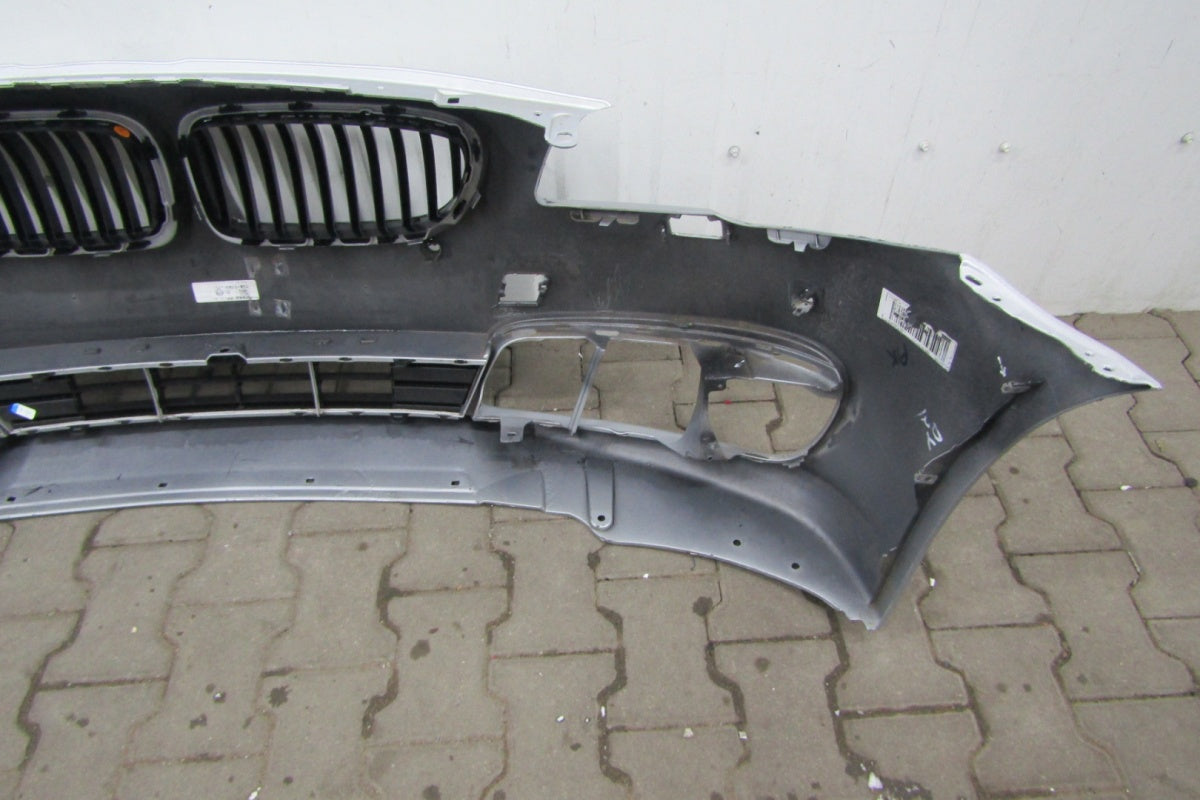 Prednji branik BMW 5 F10 F11 Lift LCI 13-17