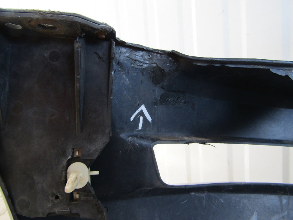 Prednji branik Ford Mustang 5 V 05-