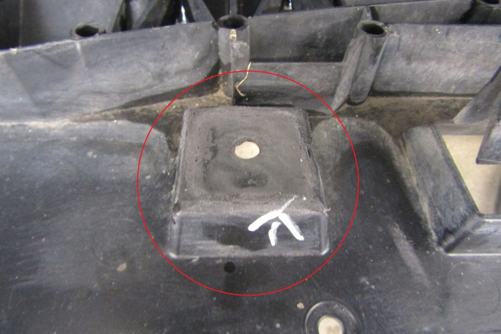 Prednji branik Citroen Berlingo 4 IV 18- (podłoga)