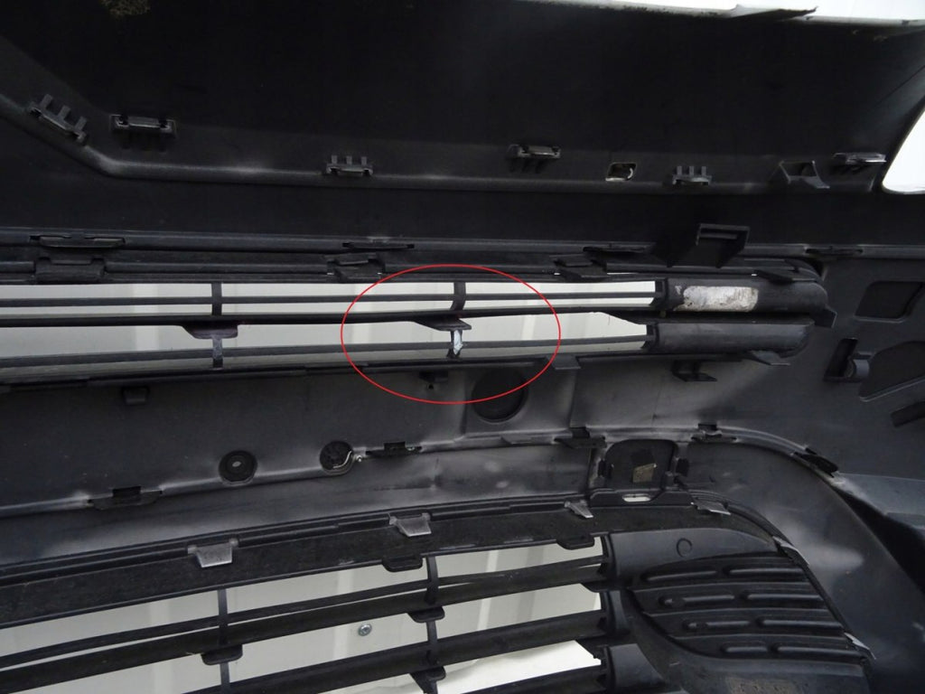 Prednji branik Citroen C4 Grand Picasso I 06-10