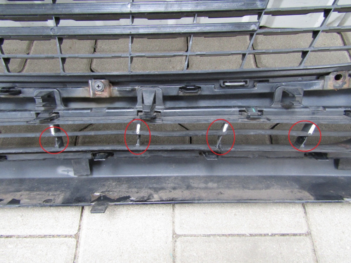 Prednji branik Peugeot 208 Lift 15-19