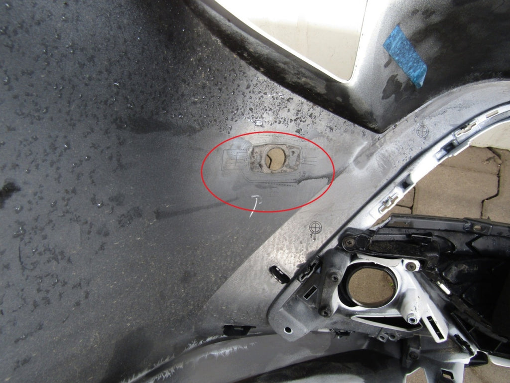 Prednji branik Toyota Corolla E21 Lift HB Kombi 23-