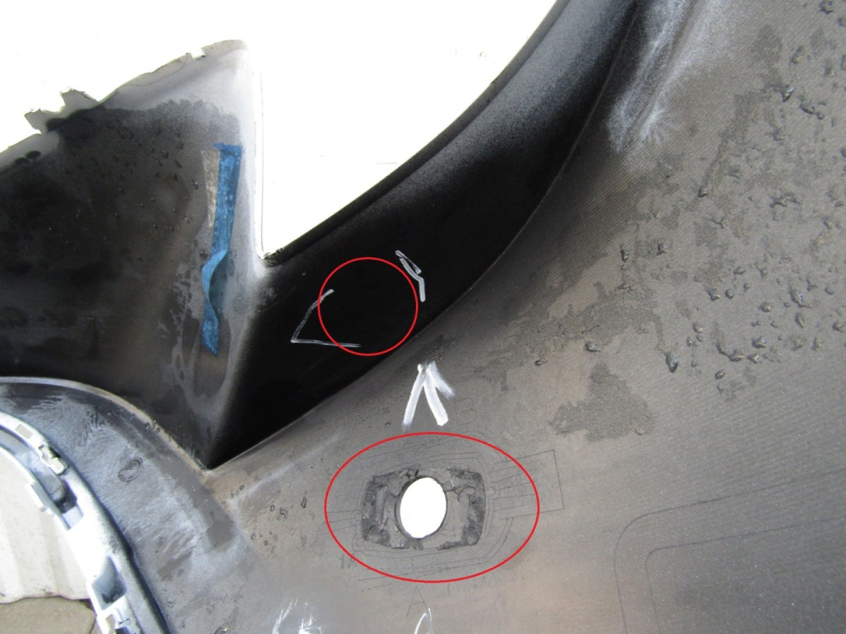 Prednji branik Toyota Corolla E21 Lift HB Kombi 23-