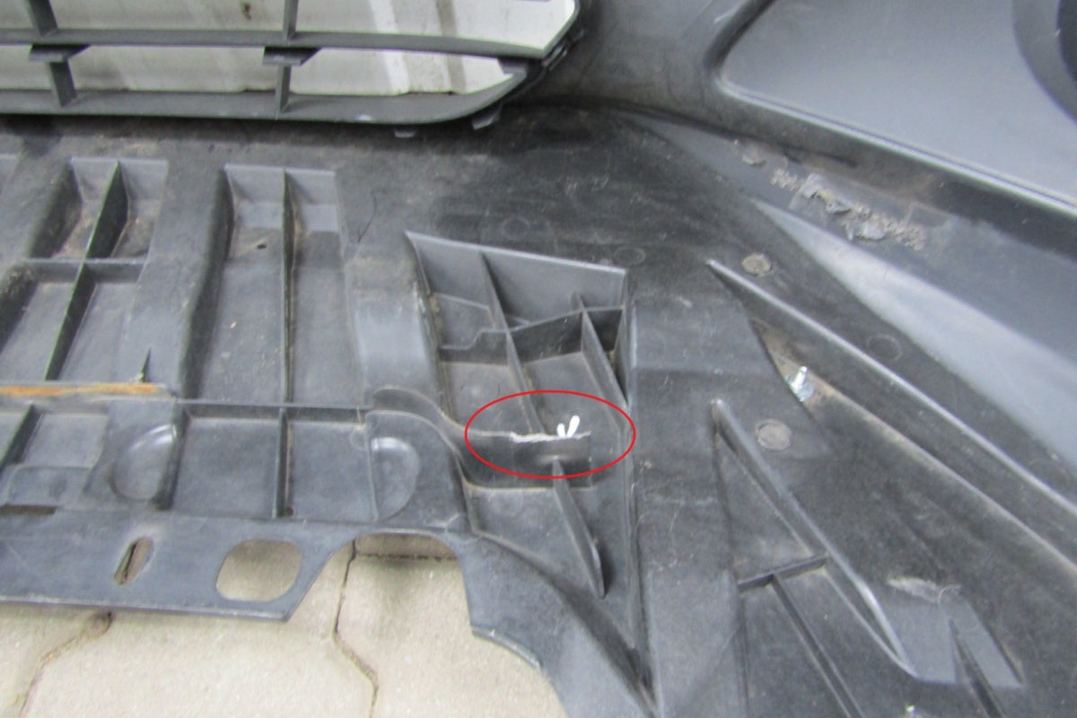 Prednji branik Ford Transit Connect 2 II 13-17