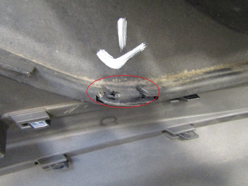 Prednji branik Honda Civic VIII 8 Ufo Ti HB 06-11