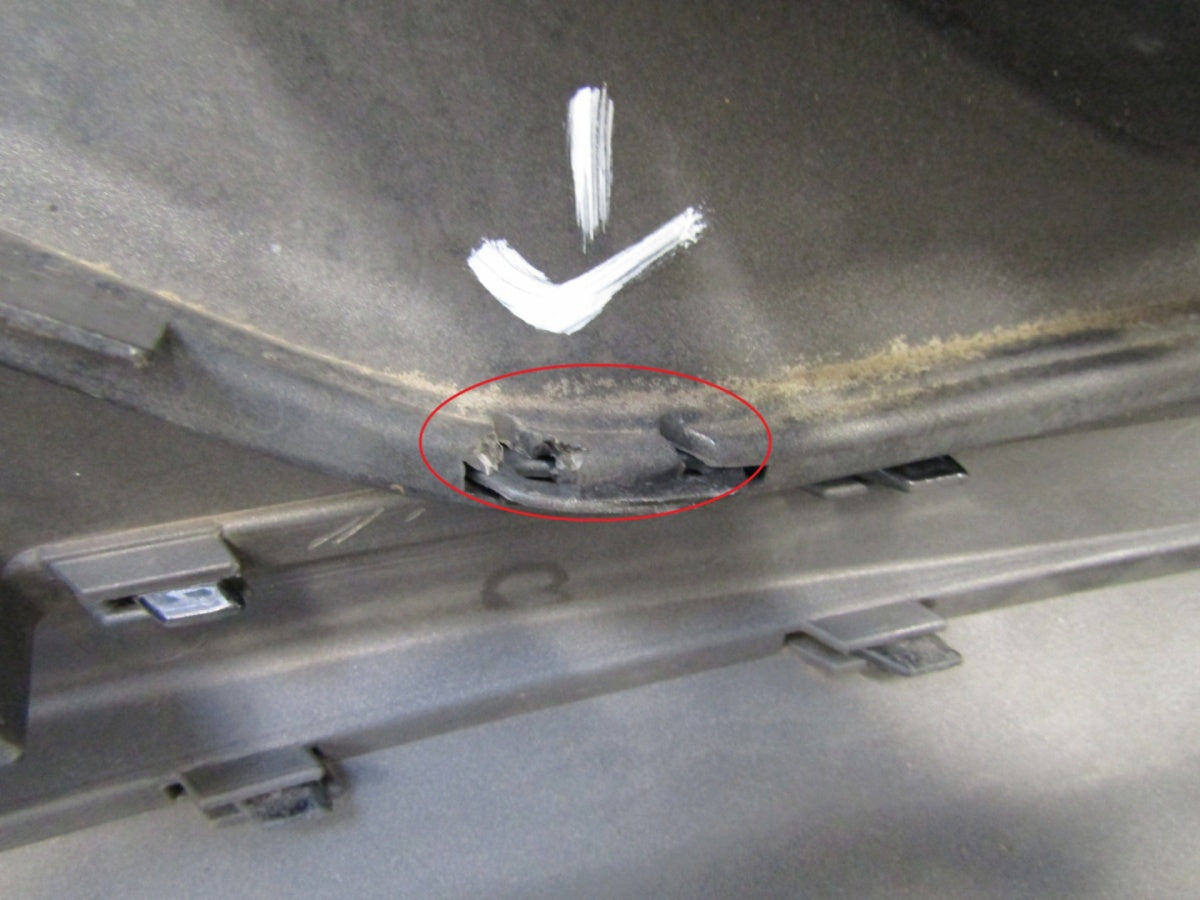Prednji branik Honda Civic VIII 8 Ufo Ti HB 06-11