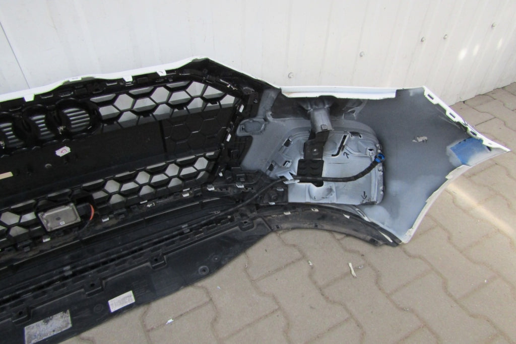 Prednji branik Audi A1 II 82A 18-