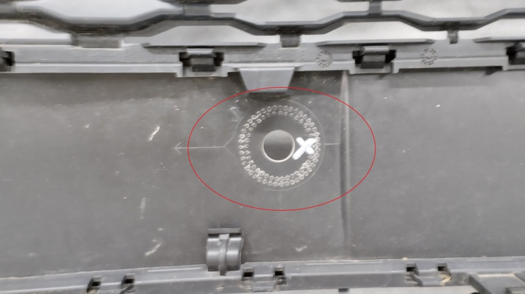 Prednji branik VW Transporter T7 7T0 21-