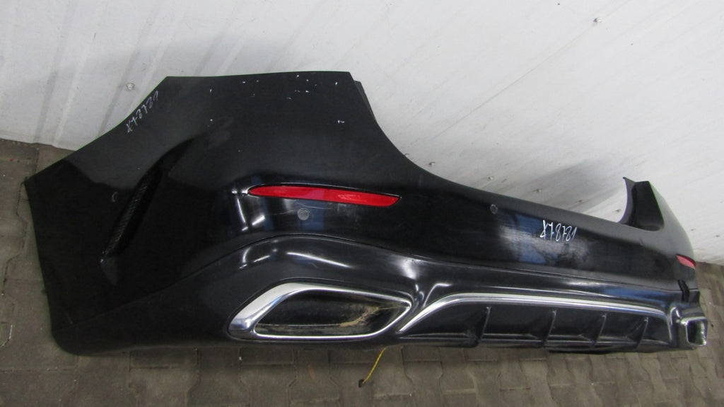 Zadnji branik Mercedes Benz E klasa 214 AMG Sedan 21-
