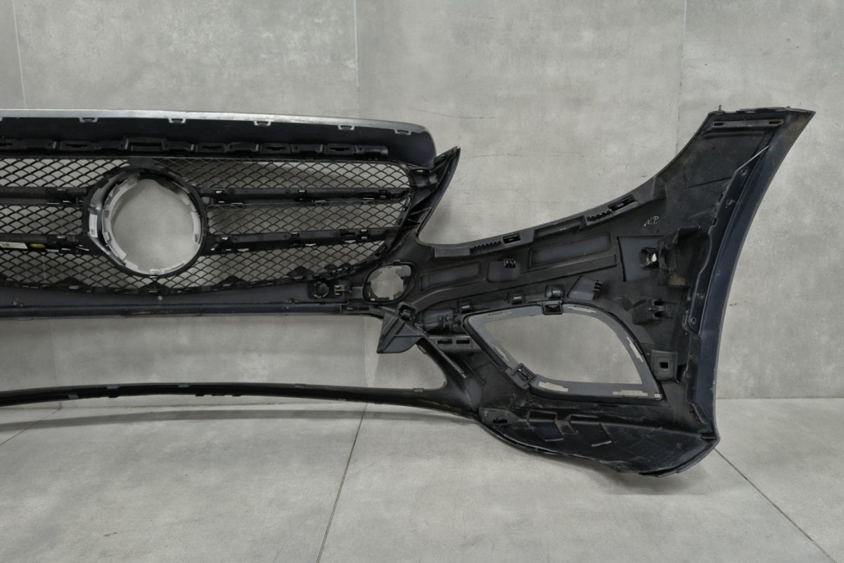 Prednji branik Mercedes C-Klasa W205 Lift 18-21 / + klizači