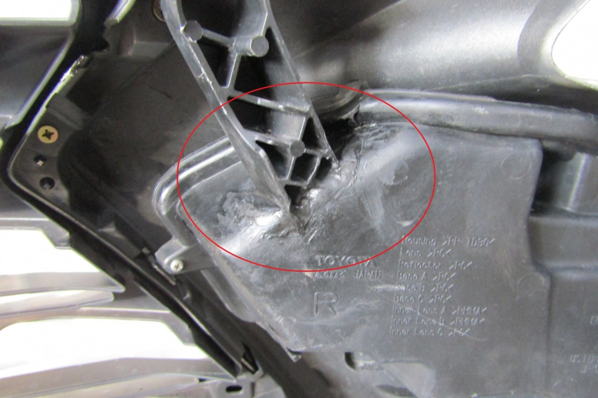 Prednji branik Lexus NX300 NX 300 H 14-17