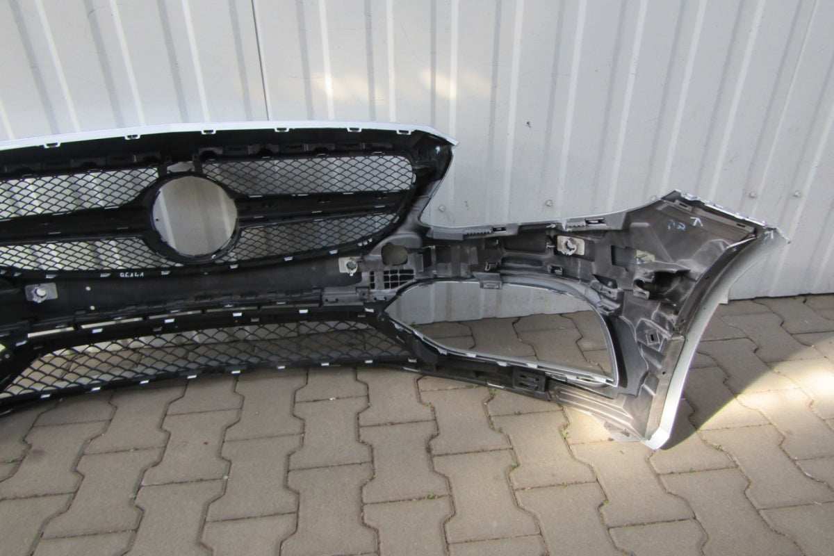 Prednji branik Mercedes C-klasa 205 6.3 63 AMG