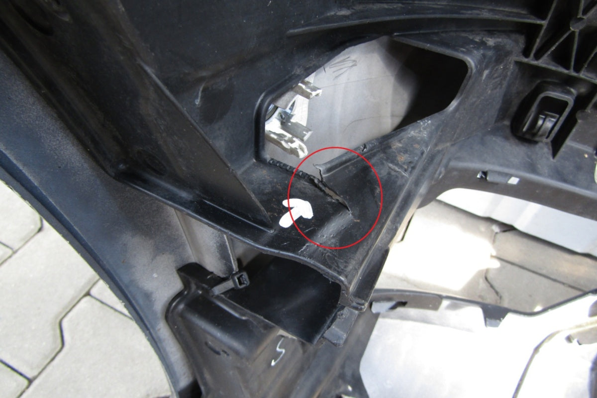 Prednji branik Mercedes GLK 204 AMG Lift 12-