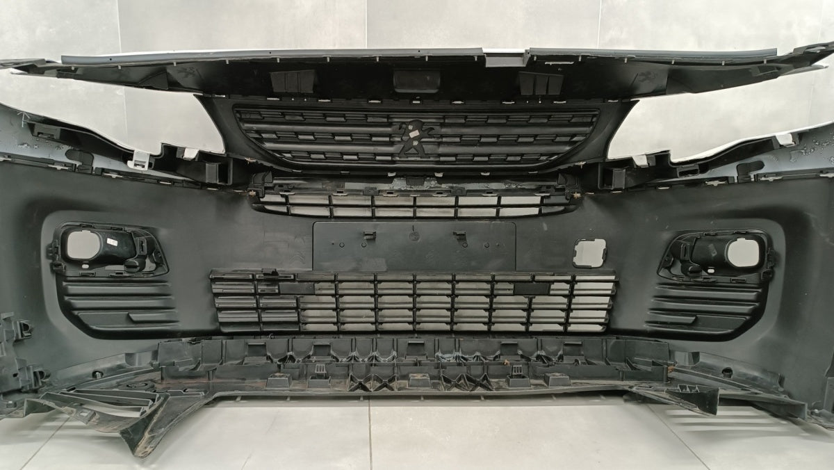 Prednji branik Peugeot Partner III IV 19-22 / + osłona