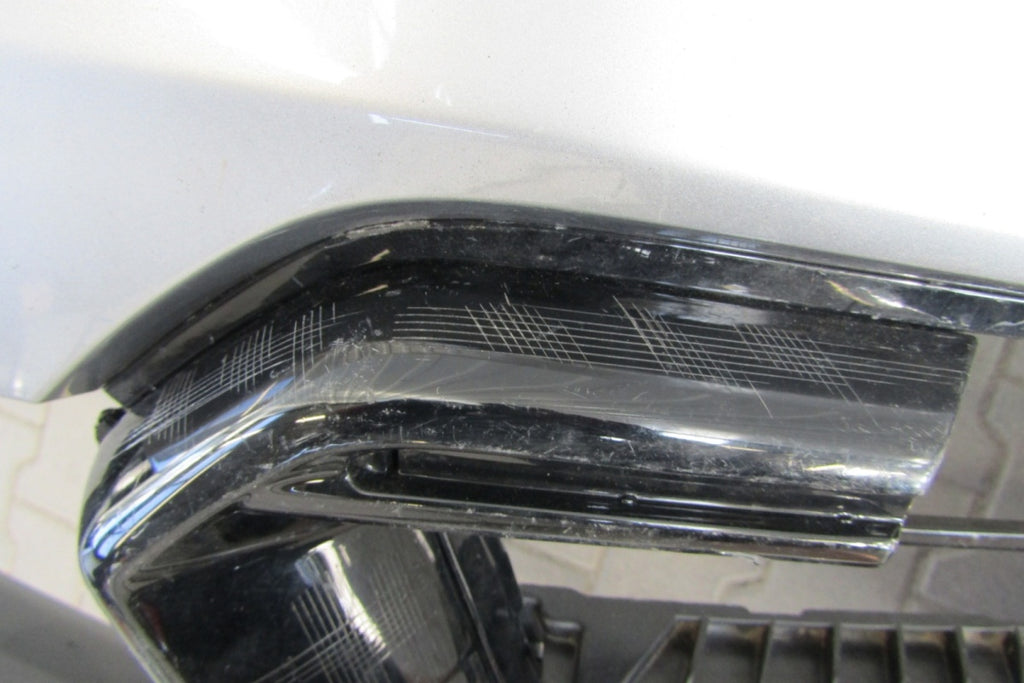 Prednji branik Porsche Panamera 971 Turbo GTS 16-