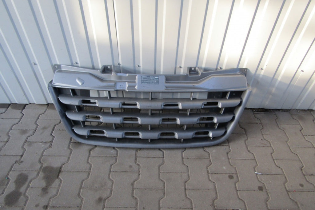 Prednji branik Renault Master 3 III 10-14 GRILL