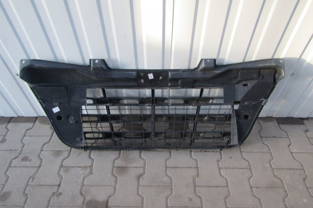 Prednji branik Renault Master 3 III 10-14 GRILL