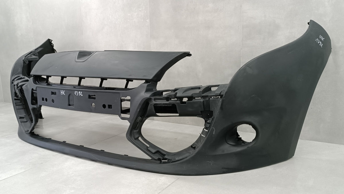 Prednji branik Renault Megane 3 III COUPE Lift 13-16