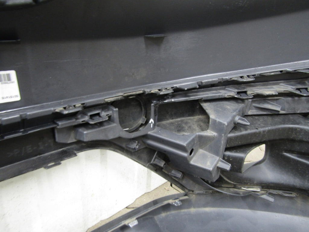 Prednji branik Renault Trafic III 3 Lift 21-