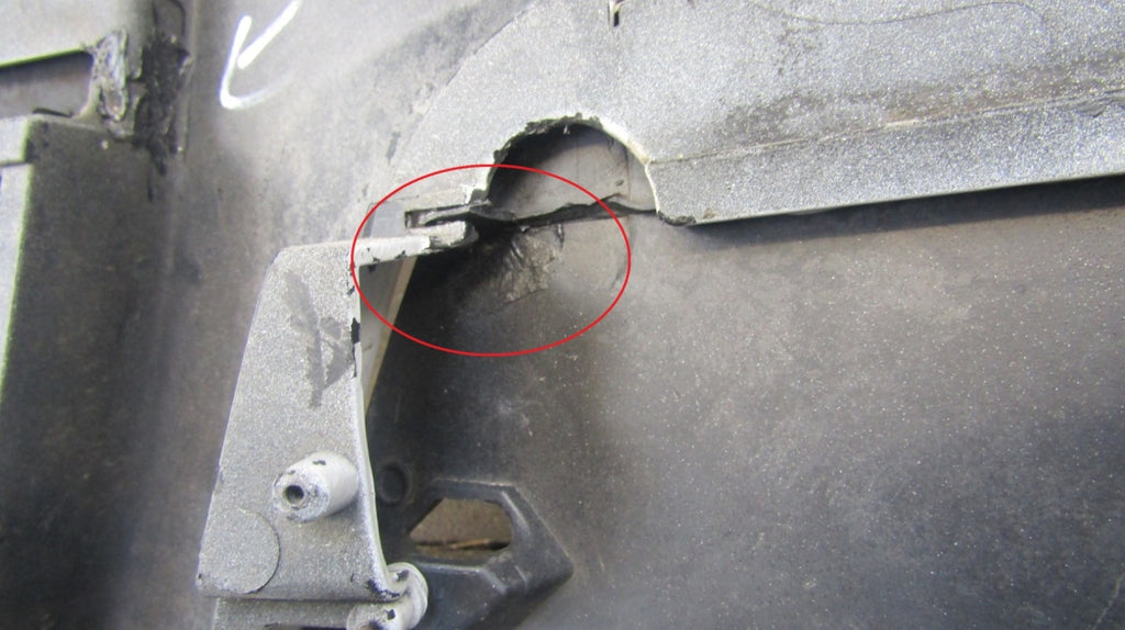 Prednji branik VW Golf 5 V 1K0 GTI GTD 04-09