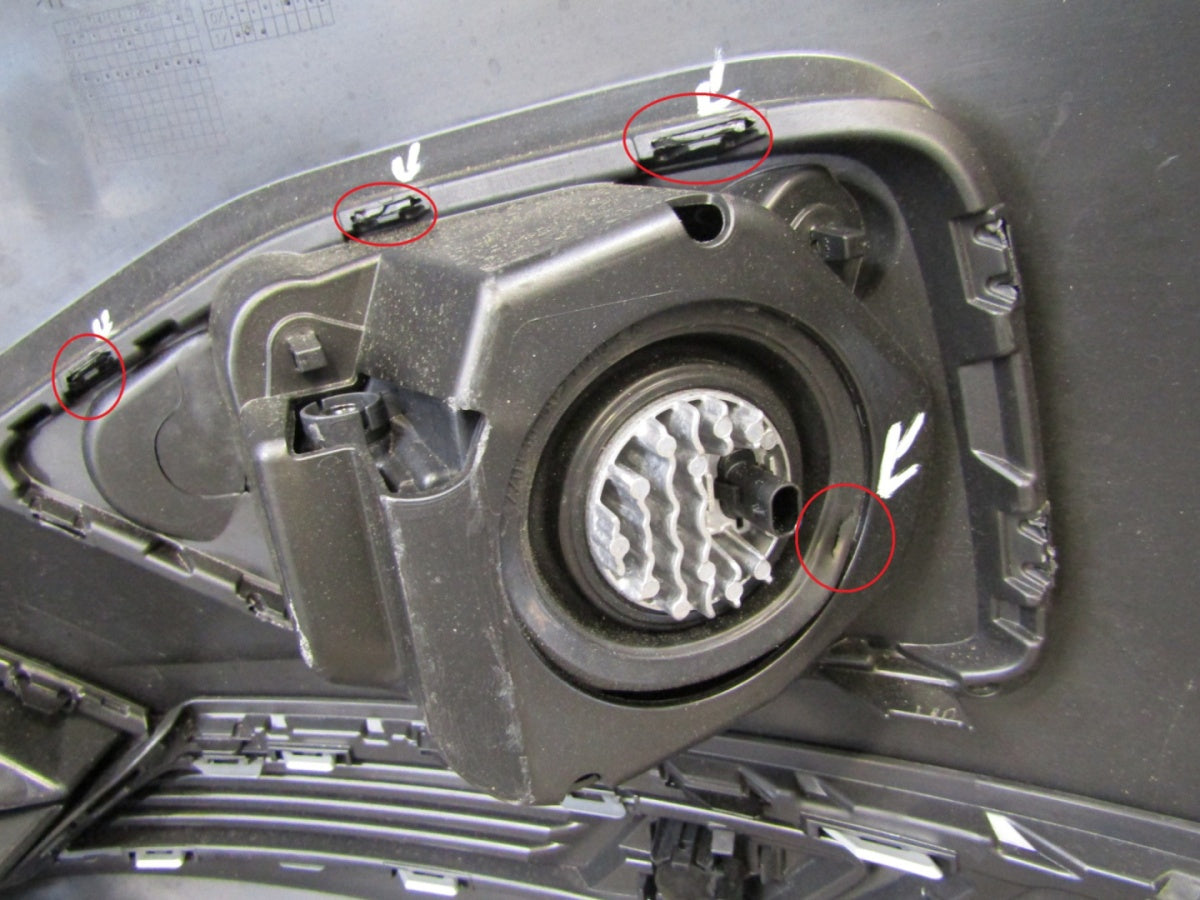 Prednji branik Seat Tarraco 5FJ 18- (Radar)