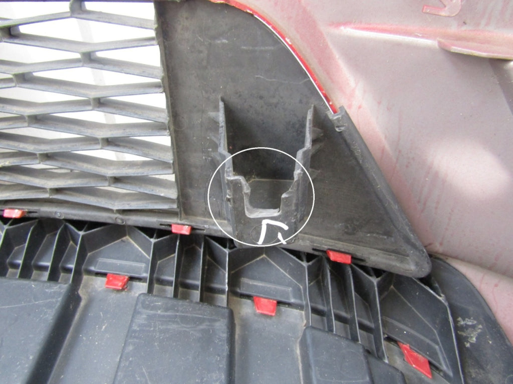 Prednji branik Seat Toledo IV 4 6JA 12-