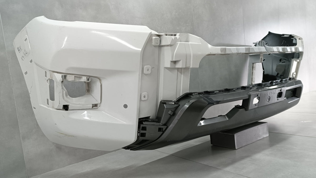Prednji branik TOYOTA HILUX 8 LIFT INVINCIBLE 19-
