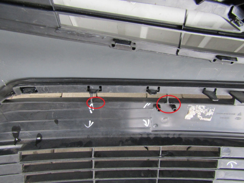 Prednji branik Toyota Aygo I 2gi lift 12-14