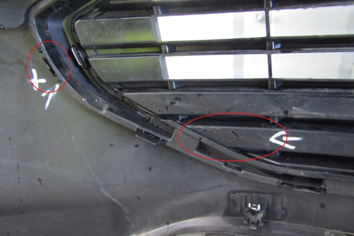 Prednji branik Ford Fiesta MK8 VIII Lift 22-